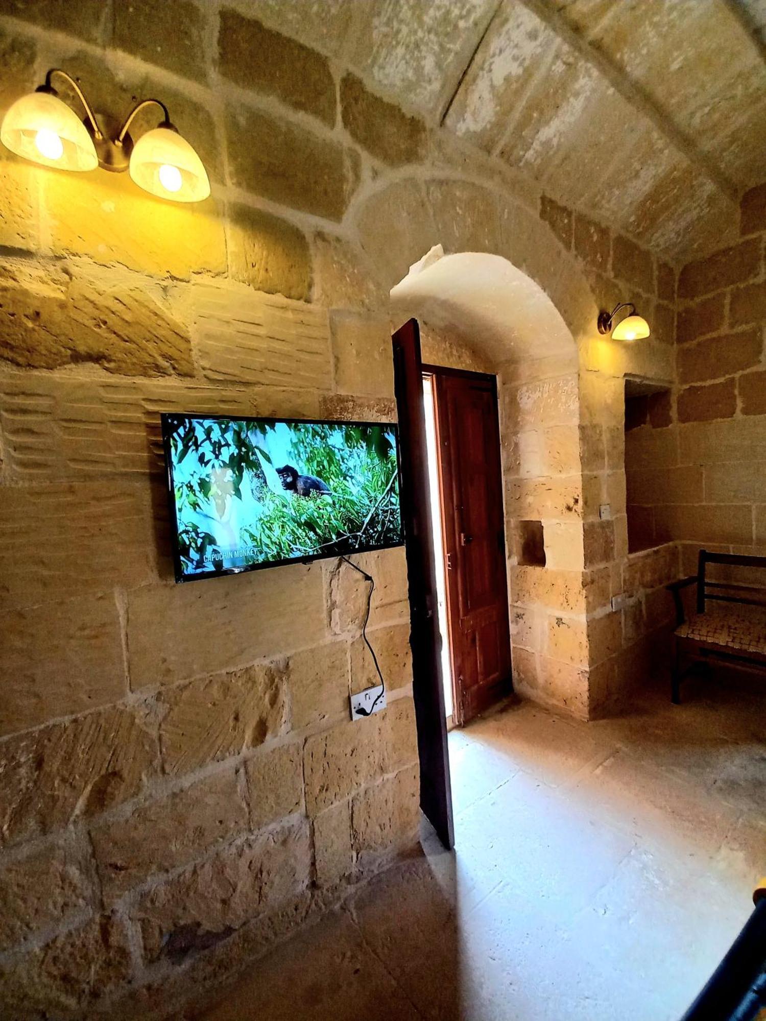 Ta Majsi Farmhouse With Indoor Heated Pool 산로렌츠 외부 사진
