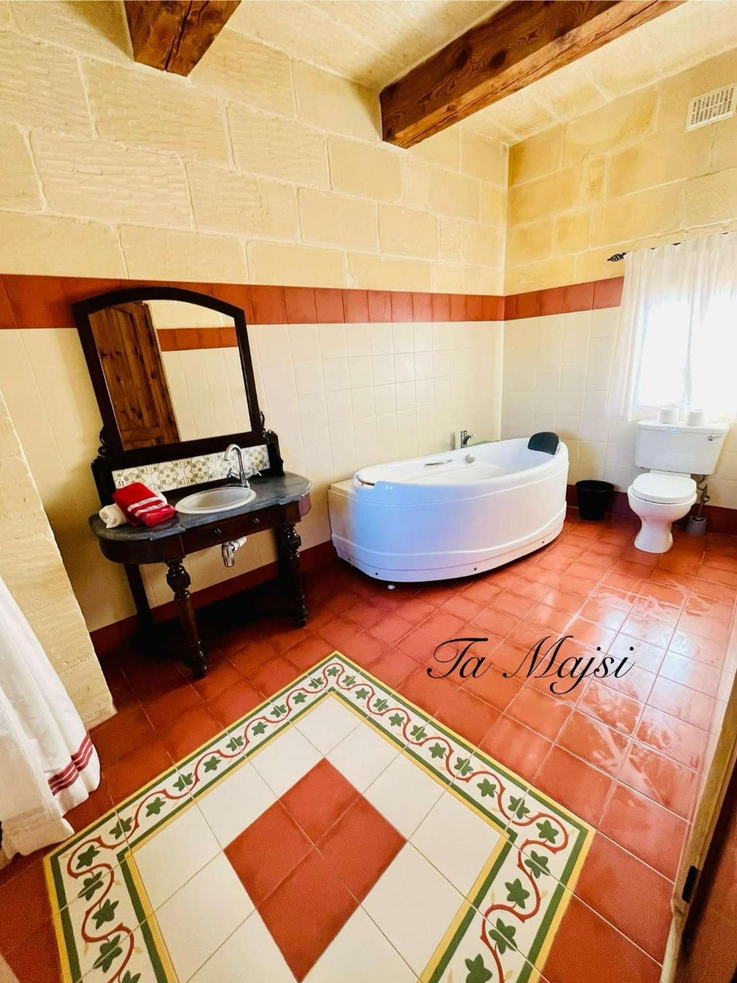 Ta Majsi Farmhouse With Indoor Heated Pool 산로렌츠 외부 사진